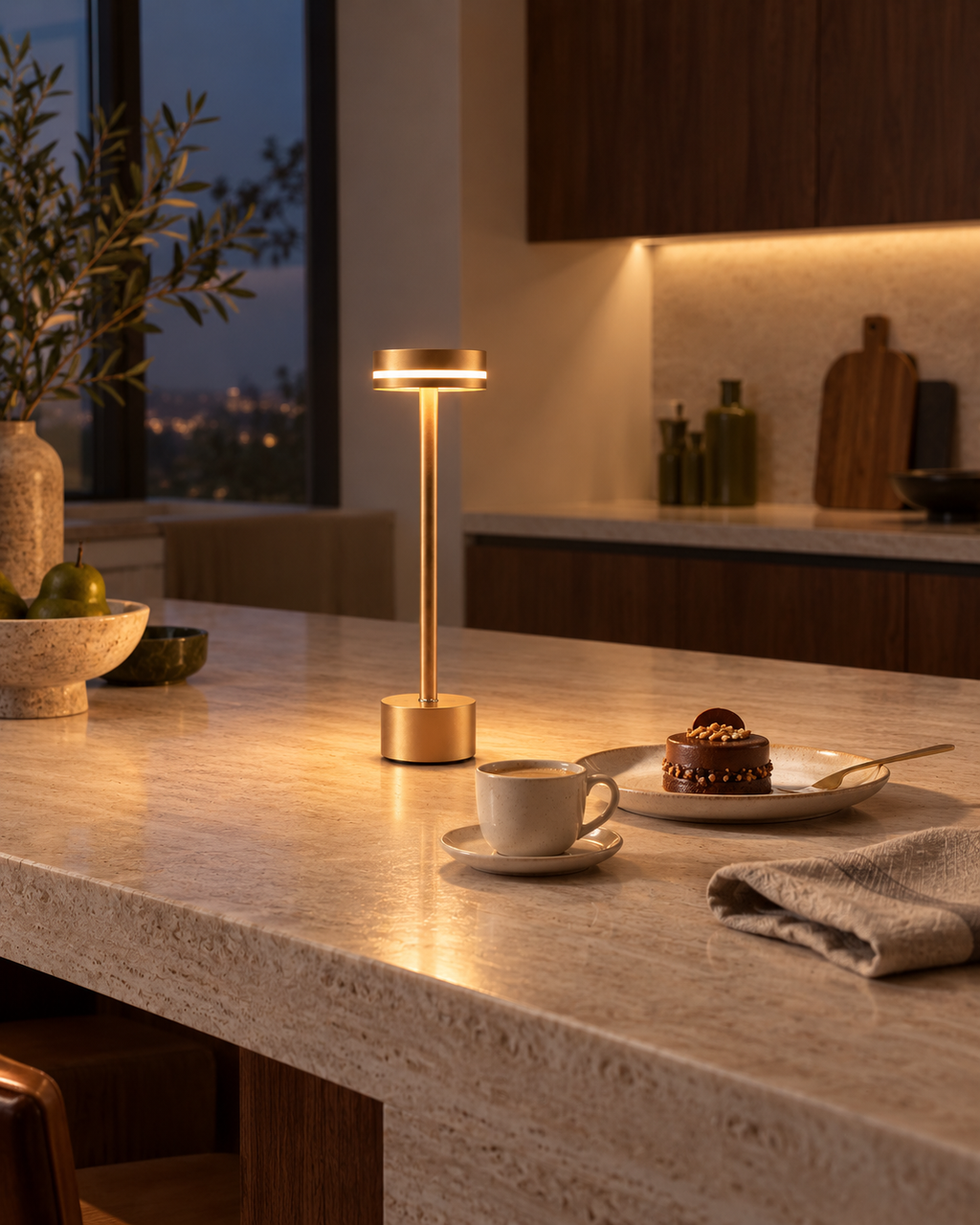 Liora – Rechargeable Gold Table Lamp
